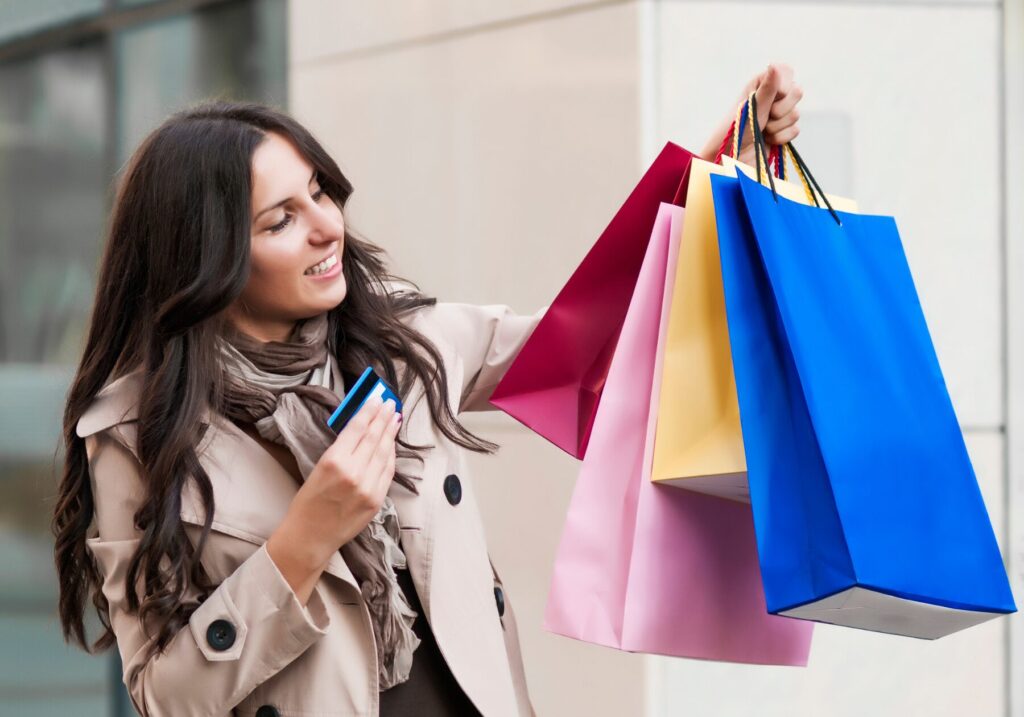 5 Tendencias para el Panorama del Retail en 2024: De las Tiendas Físicas al Comercio en Línea.